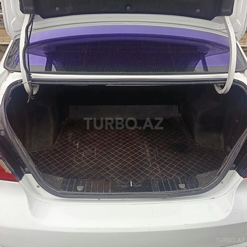 Chevrolet Aveo 2011, 267,000 km - 1.4 л - Quba