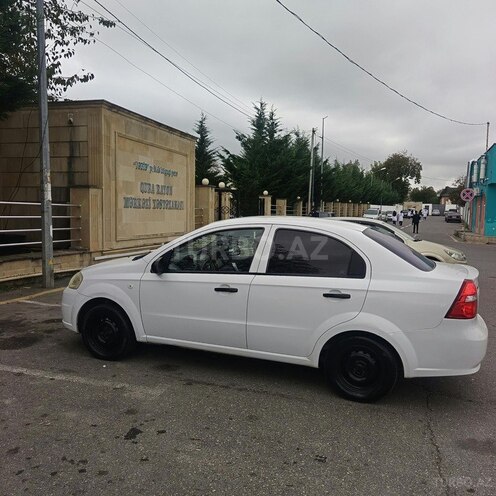Chevrolet Aveo 2011, 267,000 km - 1.4 л - Quba