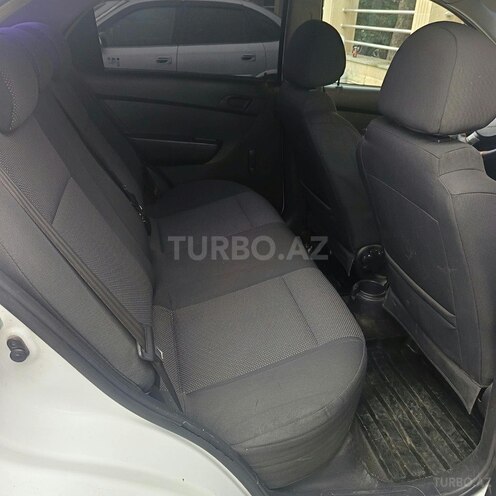 Chevrolet Aveo 2011, 267,000 km - 1.4 л - Quba