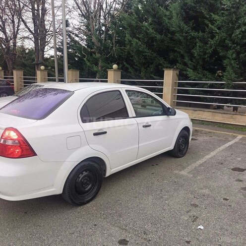 Chevrolet Aveo 2011, 267,000 km - 1.4 л - Quba