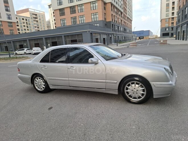Mercedes E 240 2000, 378,545 km - 2.4 л - Bakı