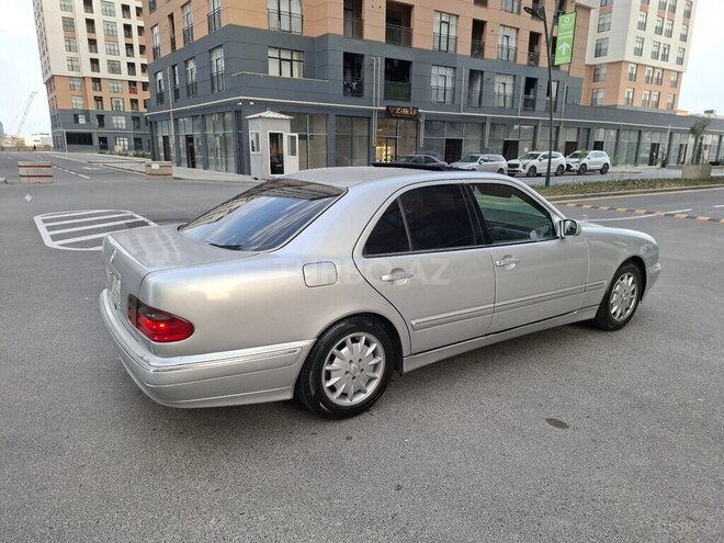 Mercedes E 240 2000, 378,545 km - 2.4 л - Bakı
