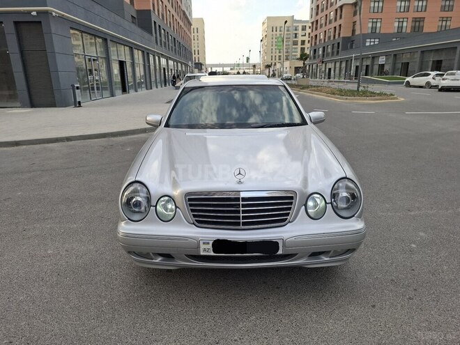 Mercedes E 240 2000, 378,545 km - 2.4 л - Bakı