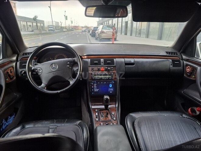 Mercedes E 240 2000, 378,545 km - 2.4 л - Bakı