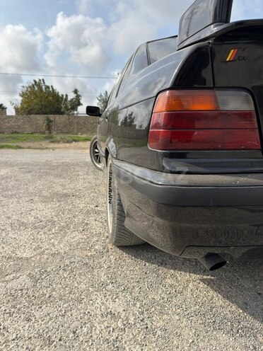 BMW 320 1992, 250,000 km - 2.0 l - Bakı