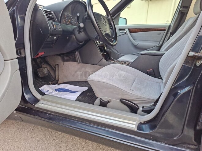 Mercedes C 180 1999, 285,000 km - 1.8 l - Bakı