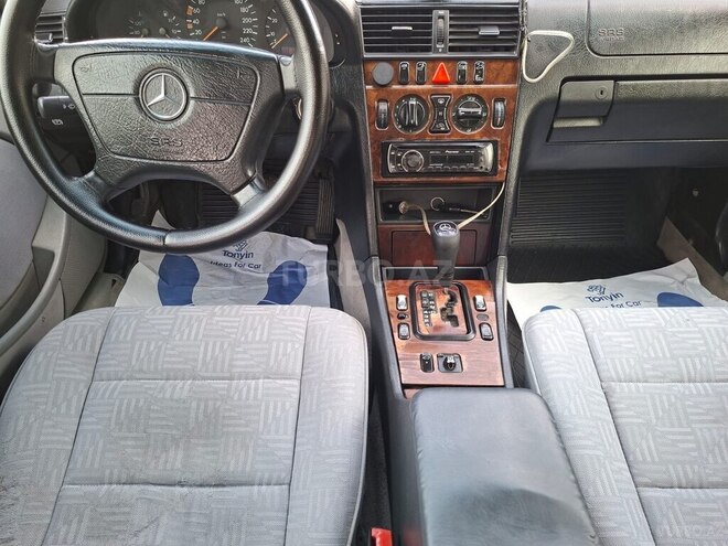 Mercedes C 180 1999, 285,000 km - 1.8 l - Bakı