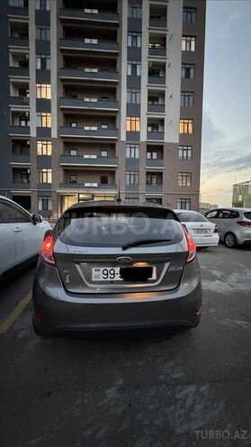 Ford Fiesta 2014, 251,000 km - 1.6 l - Bakı
