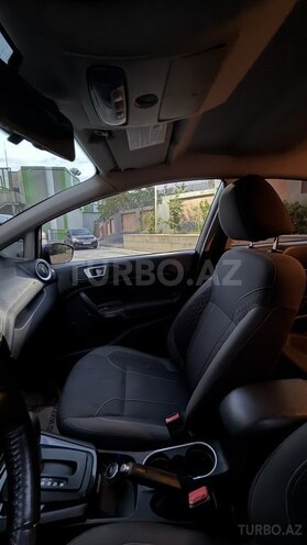 Ford Fiesta 2014, 251,000 km - 1.6 l - Bakı