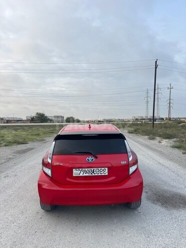 Toyota Aqua 2014, 308,000 km - 1.5 l - Bakı