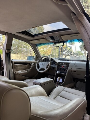 Mercedes C 230 2000, 323,251 km - 2.3 l - Masallı