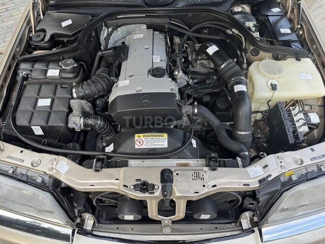 Mercedes C 230 2000, 323,251 km - 2.3 l - Masallı