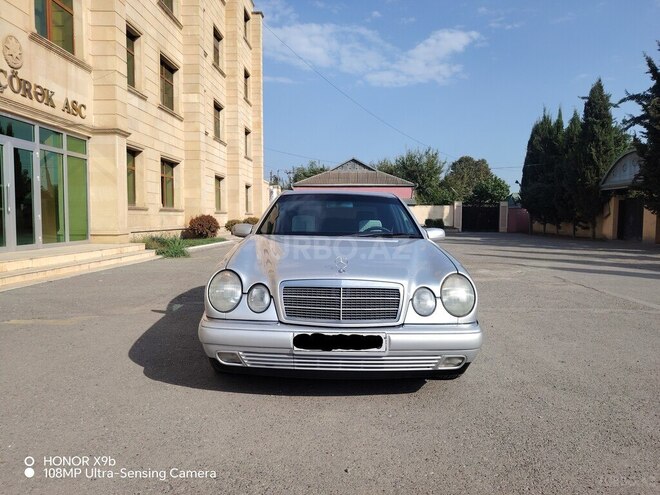 Mercedes E 240 1997, 548,000 km - 2.4 l - Bərdə