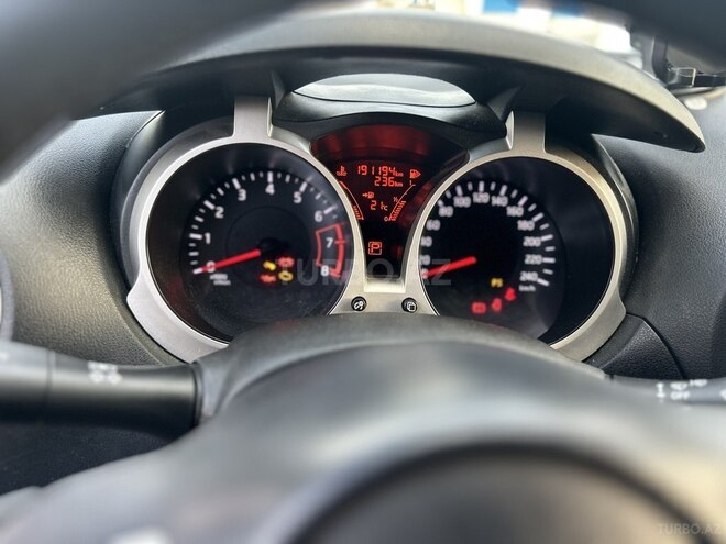 Nissan Juke 2013, 194,000 km - 1.6 л - Bakı