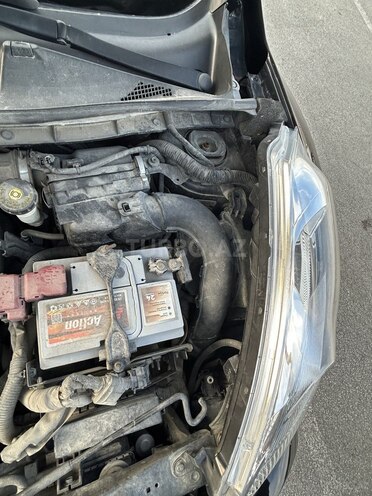 Nissan Juke 2013, 194,000 km - 1.6 л - Bakı