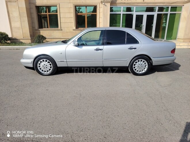 Mercedes E 240 1997, 548,000 km - 2.4 l - Bərdə
