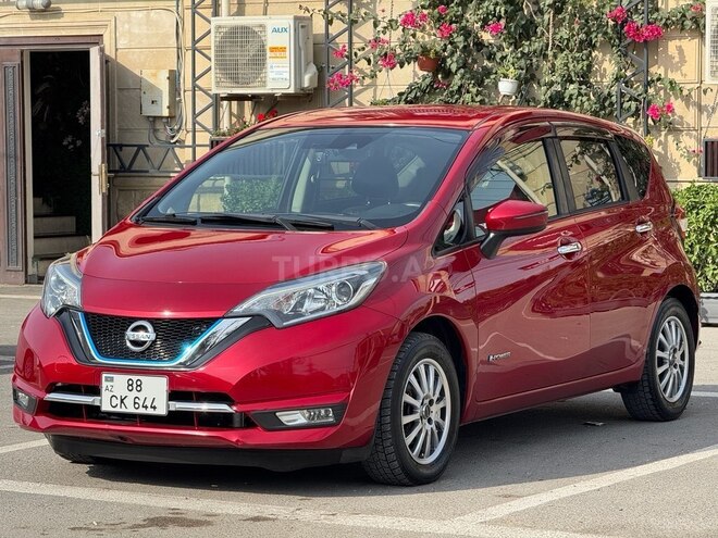 Nissan Note 2018, 32,000 km - 1.2 л - Bakı