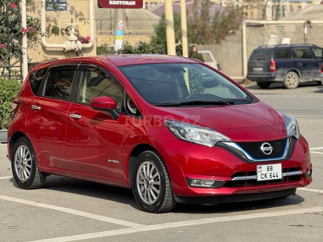 Nissan Note 2018, 32,000 km - 1.2 л - Bakı