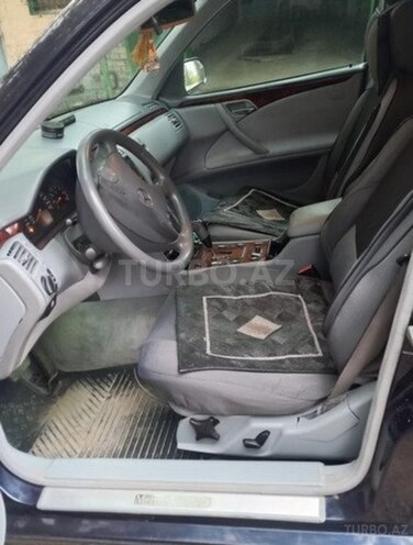 Mercedes E 200 2000, 263,869 km - 2.0 l - Tovuz