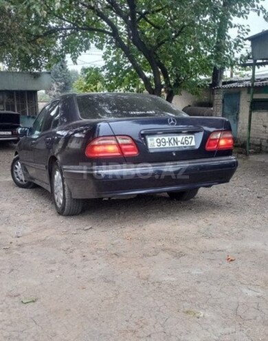 Mercedes E 200 2000, 263,869 km - 2.0 l - Tovuz
