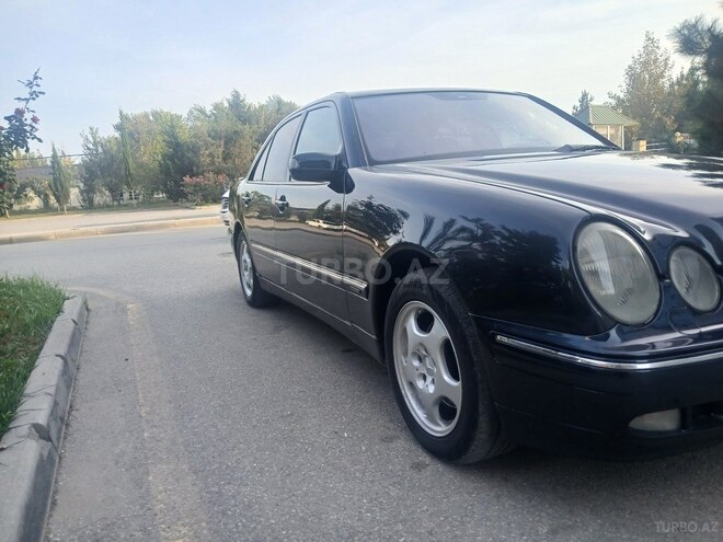Mercedes E 270 2000, 575,777 km - 2.7 л - Sabirabad