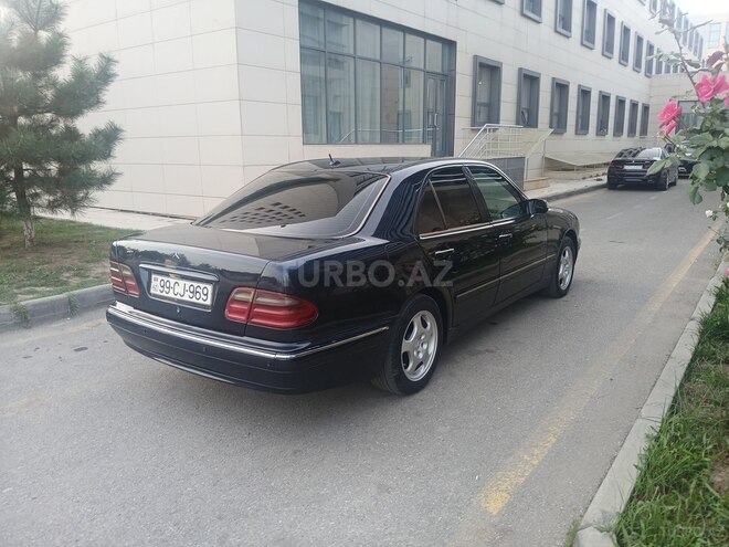 Mercedes E 270 2000, 575,777 km - 2.7 л - Sabirabad
