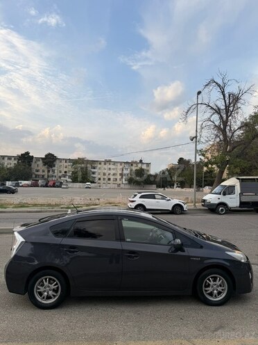 Toyota Prius 2010, 150,000 km - 1.8 л - Bakı