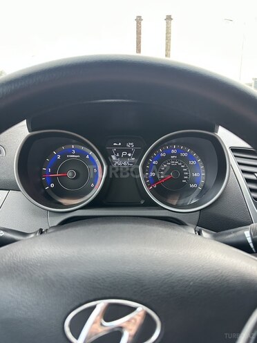 Hyundai Elantra 2014, 256,000 km - 1.8 l - Bakı