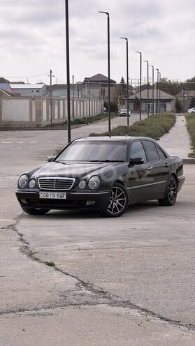 Mercedes E 320 2000, 280,000 km - 3.2 l - Bakı