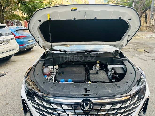 Changan  2025, 4,879 km - 1.5 l - Bakı