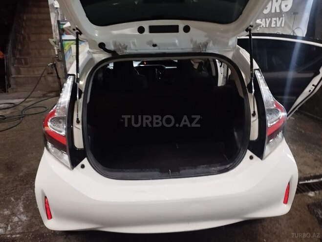 Toyota Aqua 2019, 57,736 km - 1.5 л - Bakı