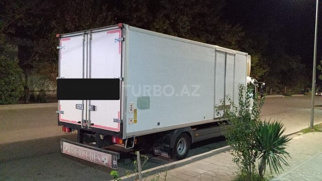 Mercedes Atego 818 2010, 395,851 km - 4.3 l - Yevlax