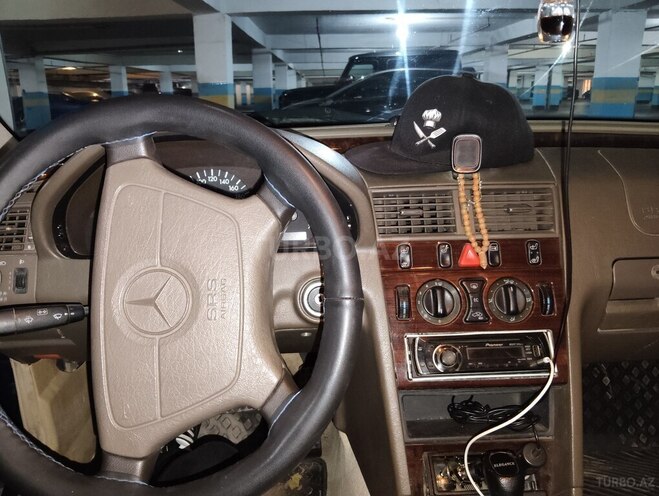 Mercedes C 200 1995, 460,000 km - 2.0 л - Bakı