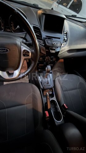 Ford Fiesta 2014, 251,000 km - 1.6 l - Bakı