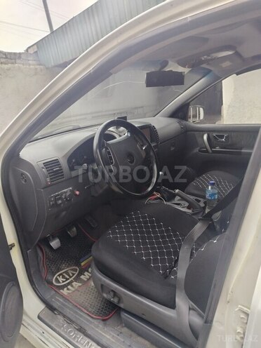Kia Sorento 2002, 260,000 km - 2.5 л - 