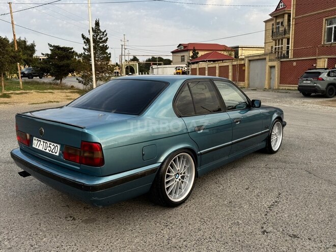 BMW 520 1994, 554,780 km - 2.0 l - Babək