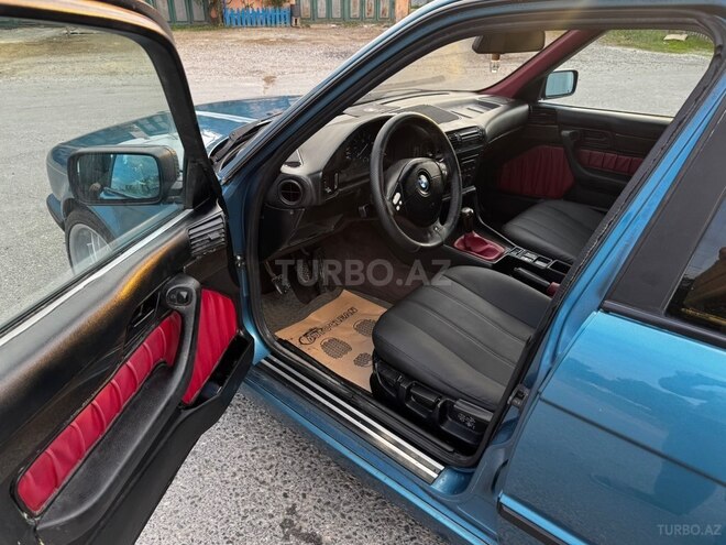 BMW 520 1994, 554,780 km - 2.0 l - Babək