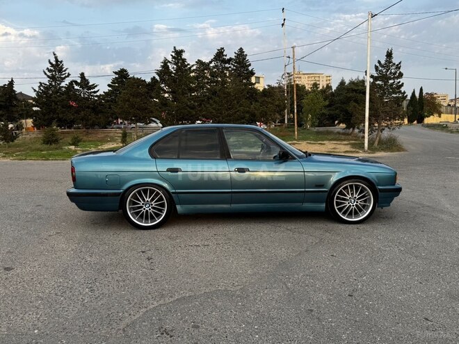 BMW 520 1994, 554,780 km - 2.0 l - Babək