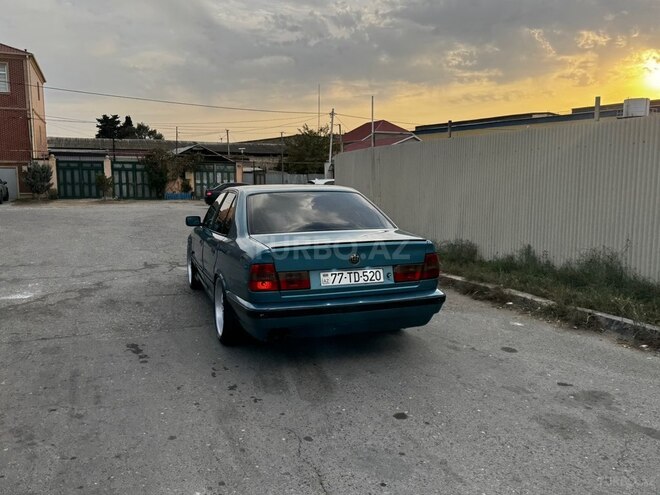 BMW 520 1994, 554,780 km - 2.0 l - Babək