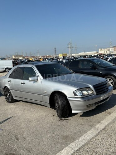 Mercedes C 220 1998, 300,000 km - 2.2 l - Bakı