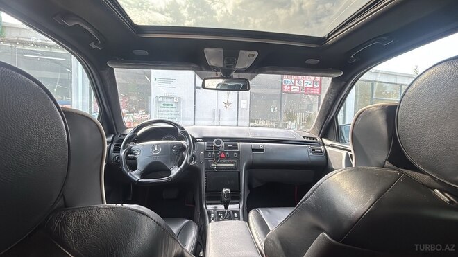 Mercedes E 240 2001, 339,000 km - 2.4 l - Mingəçevir
