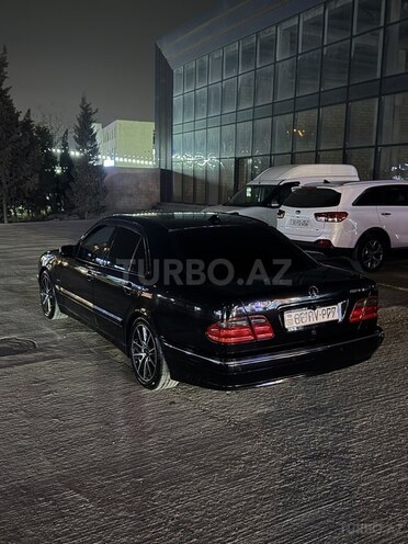 Mercedes E 320 2000, 280,000 km - 3.2 l - Bakı