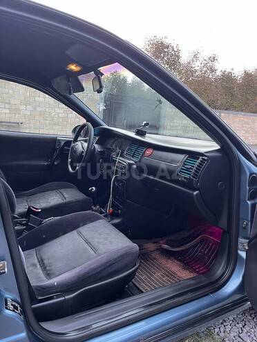 Opel Vectra 1998, 588,000 km - 1.8 l - Zaqatala