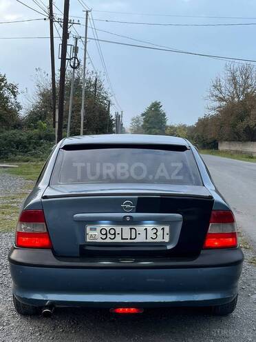 Opel Vectra 1998, 588,000 km - 1.8 l - Zaqatala
