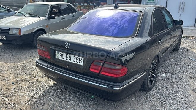 Mercedes E 240 2001, 339,000 km - 2.4 l - Mingəçevir