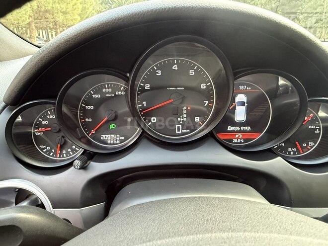 Porsche Cayenne 2013, 209,743 km - 3.6 l - Bakı