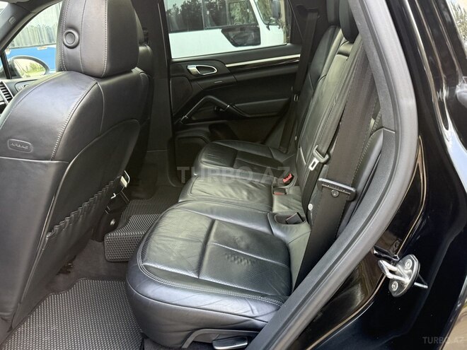 Porsche Cayenne 2013, 209,743 km - 3.6 l - Bakı