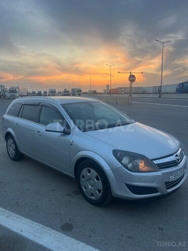 Opel Astra 2010, 314,000 km - 1.3 l - Bakı