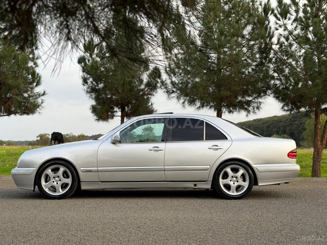 Mercedes E 200 2000, 126,000 km - 2.0 l - Masallı