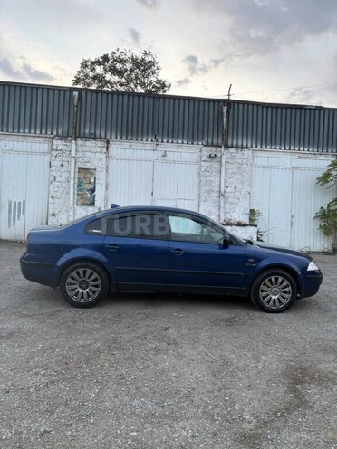 Volkswagen Passat 2003, 250,000 km - 1.9 л - Bakı